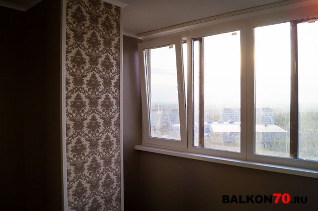 Утепление и отделка лоджии в Томске. Теплые полы на балконе под ламинат.