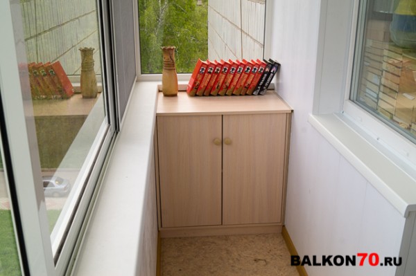 Остекление балконов в Томске и Северске по доступным ценам. Индивидуальный дизайн на любой вкус. Пластиковые окна Томск.